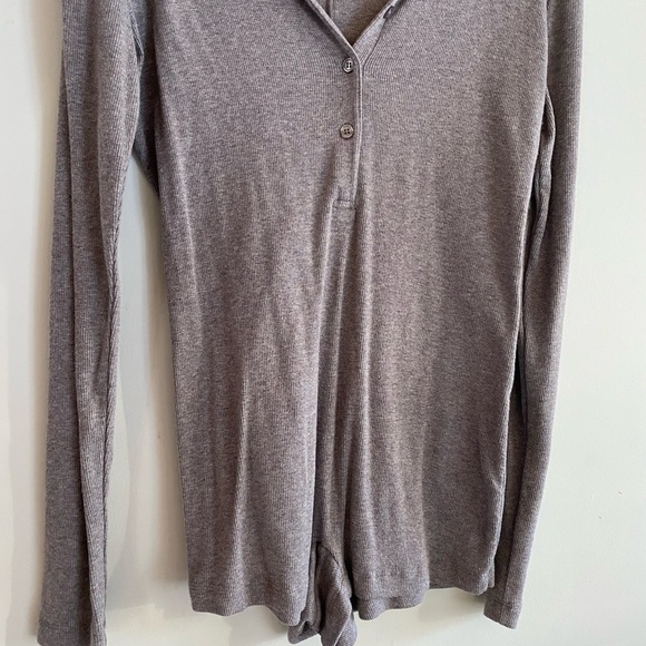 H&M sleep romper ribbed - Picture 2 of 4